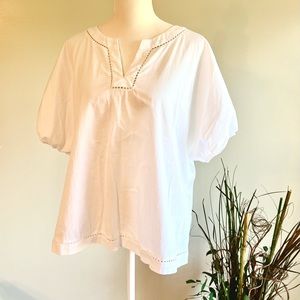 Soft Surroundings White short Sleeve top size Medium